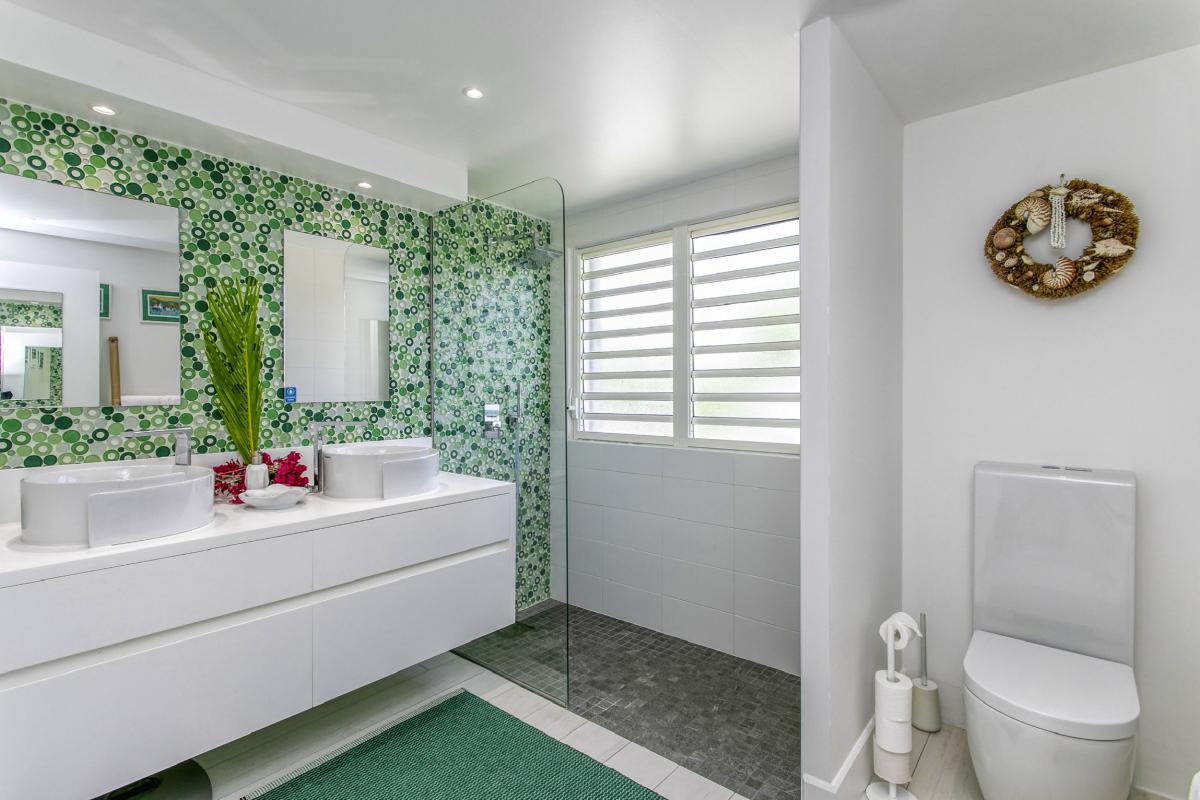 Location villa Mango Baie Orientale Saint Martin_ Salle de Bain 33